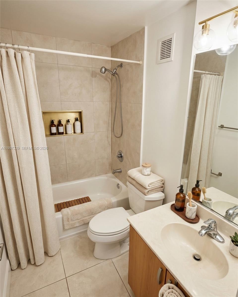 TREASURES ON THE BAY II C - Residential Lease