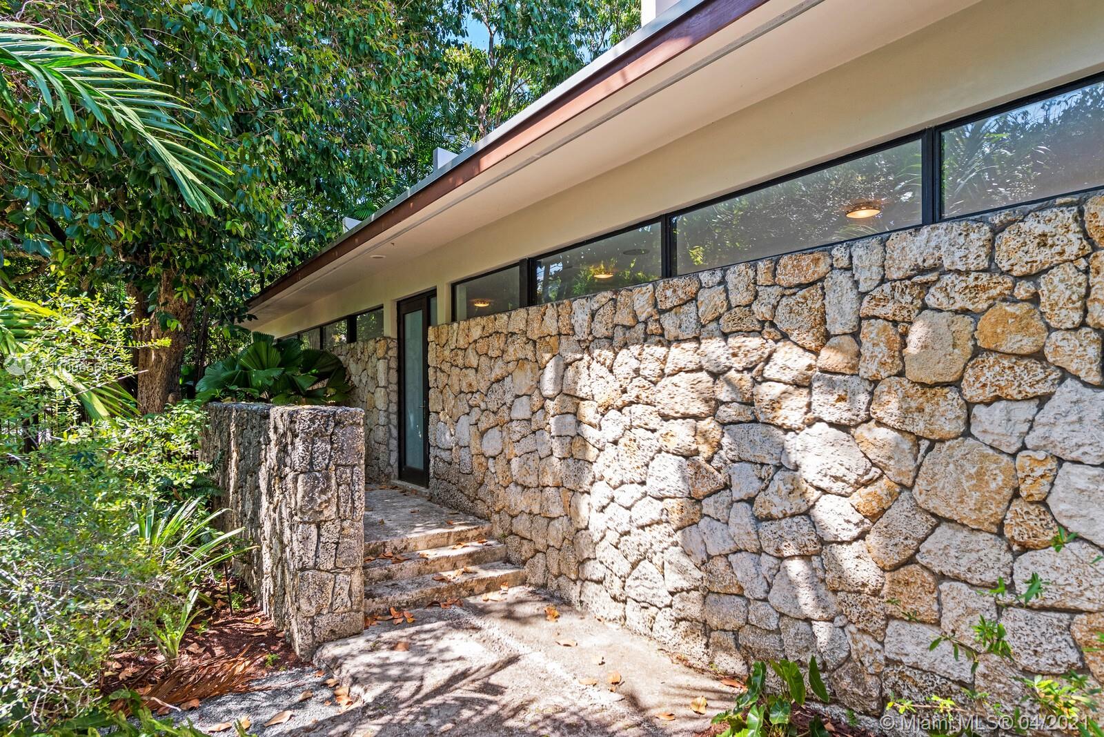 THE JUSTISON & FRANTZ - Residential