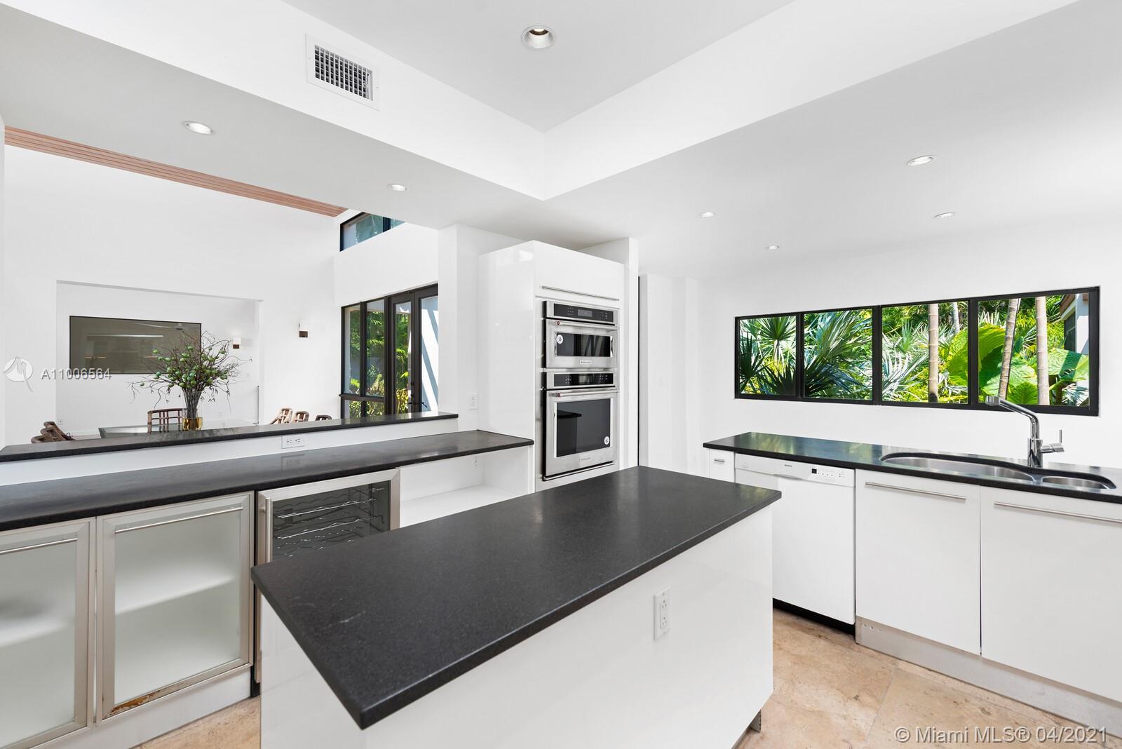 THE JUSTISON & FRANTZ - Residential