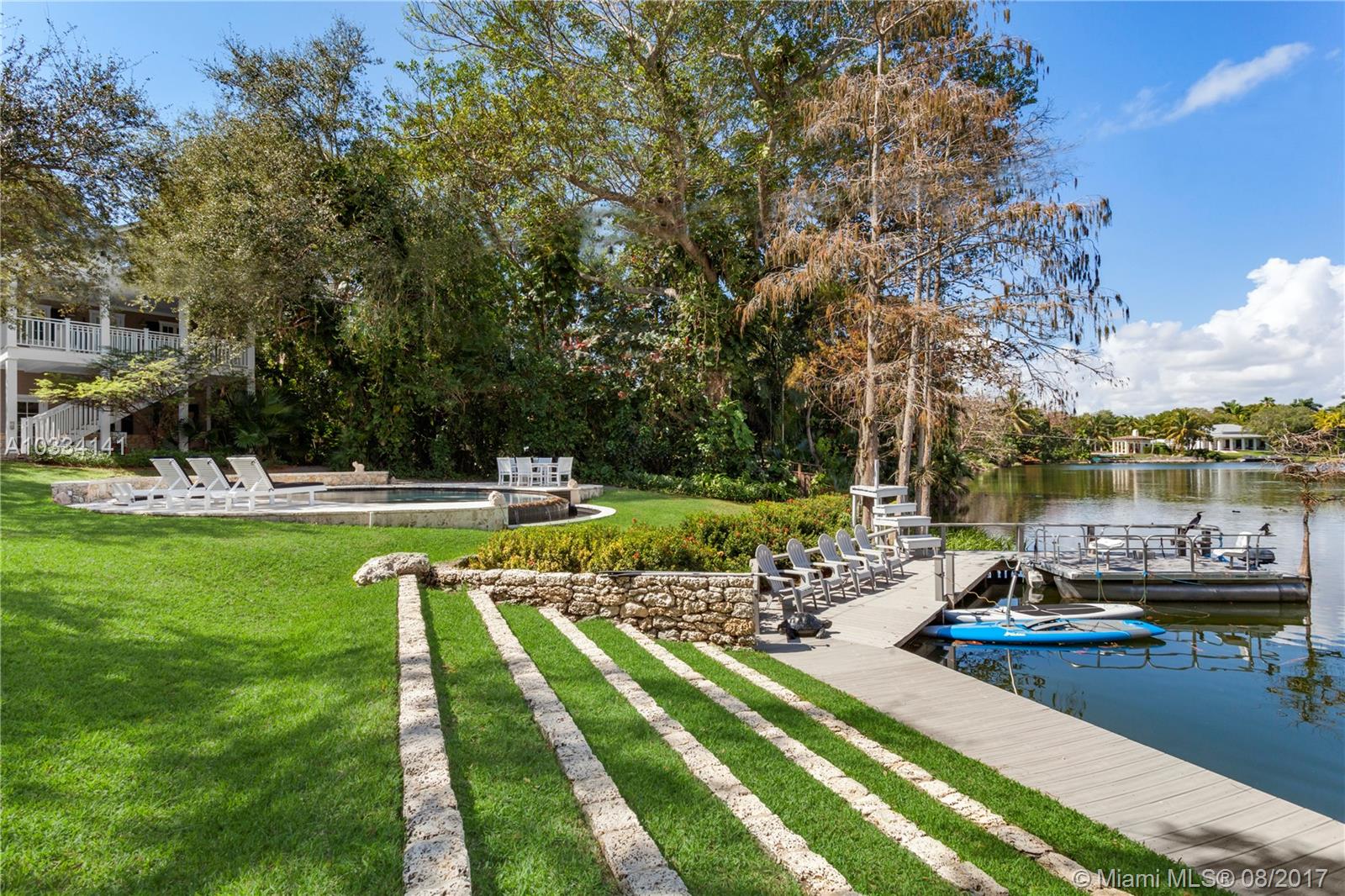 HAMMOCK LAKE PARK - Residential