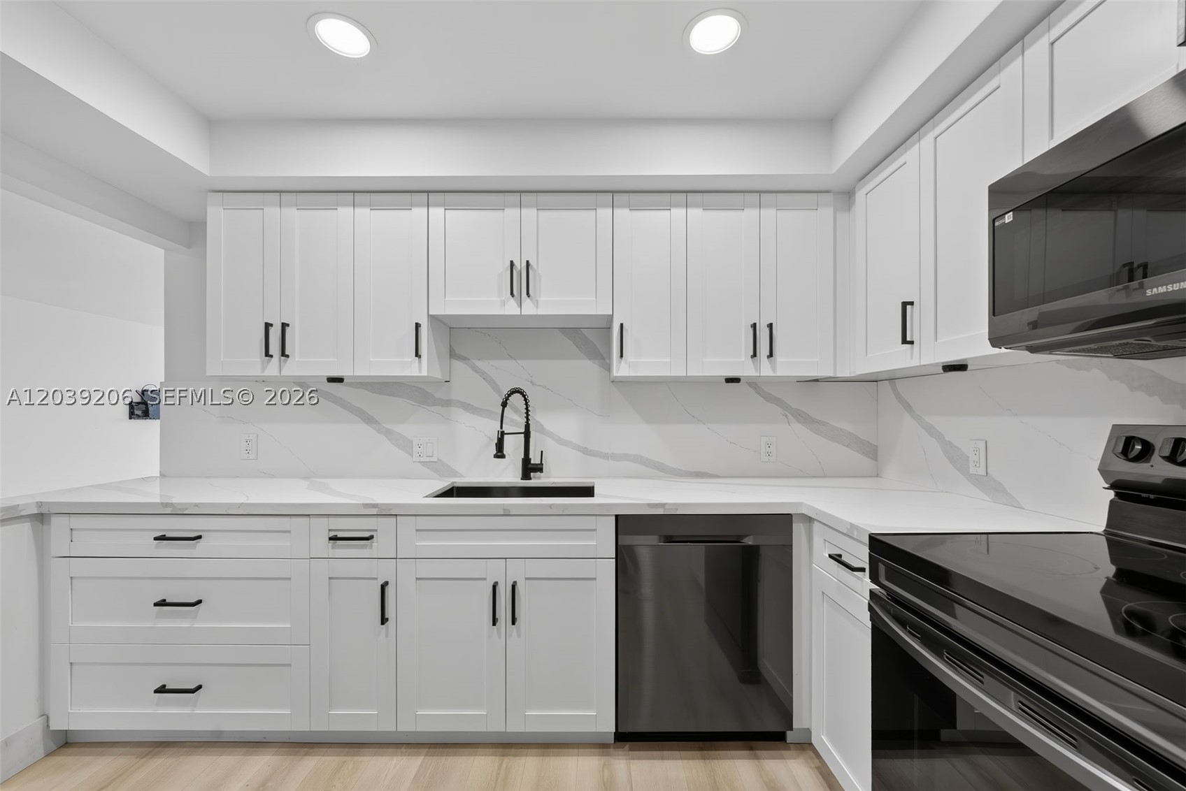 13155 Ixora Ct 512