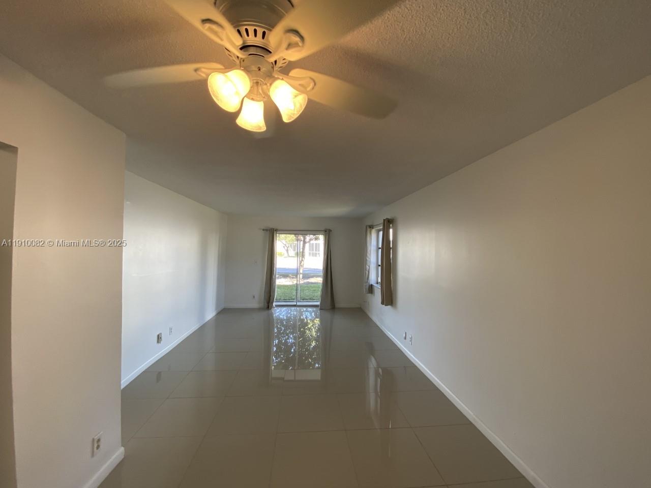 MARGATE VILLAGE PH I COND - Residential