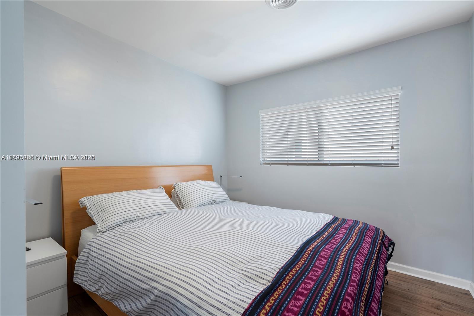 HOLLYWOOD - Residential Lease
