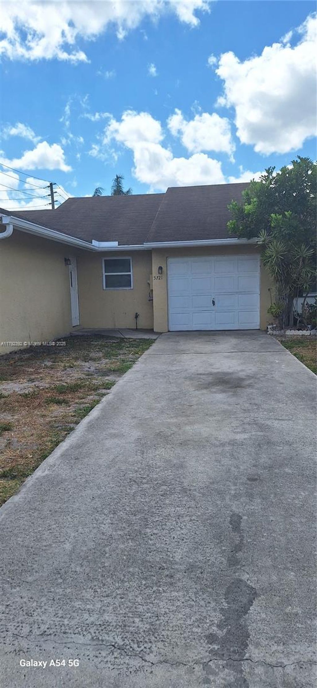 Photo of 5721 Wingham Way #5721, Lake Worth, FL 33463 (MLS # A11792392)