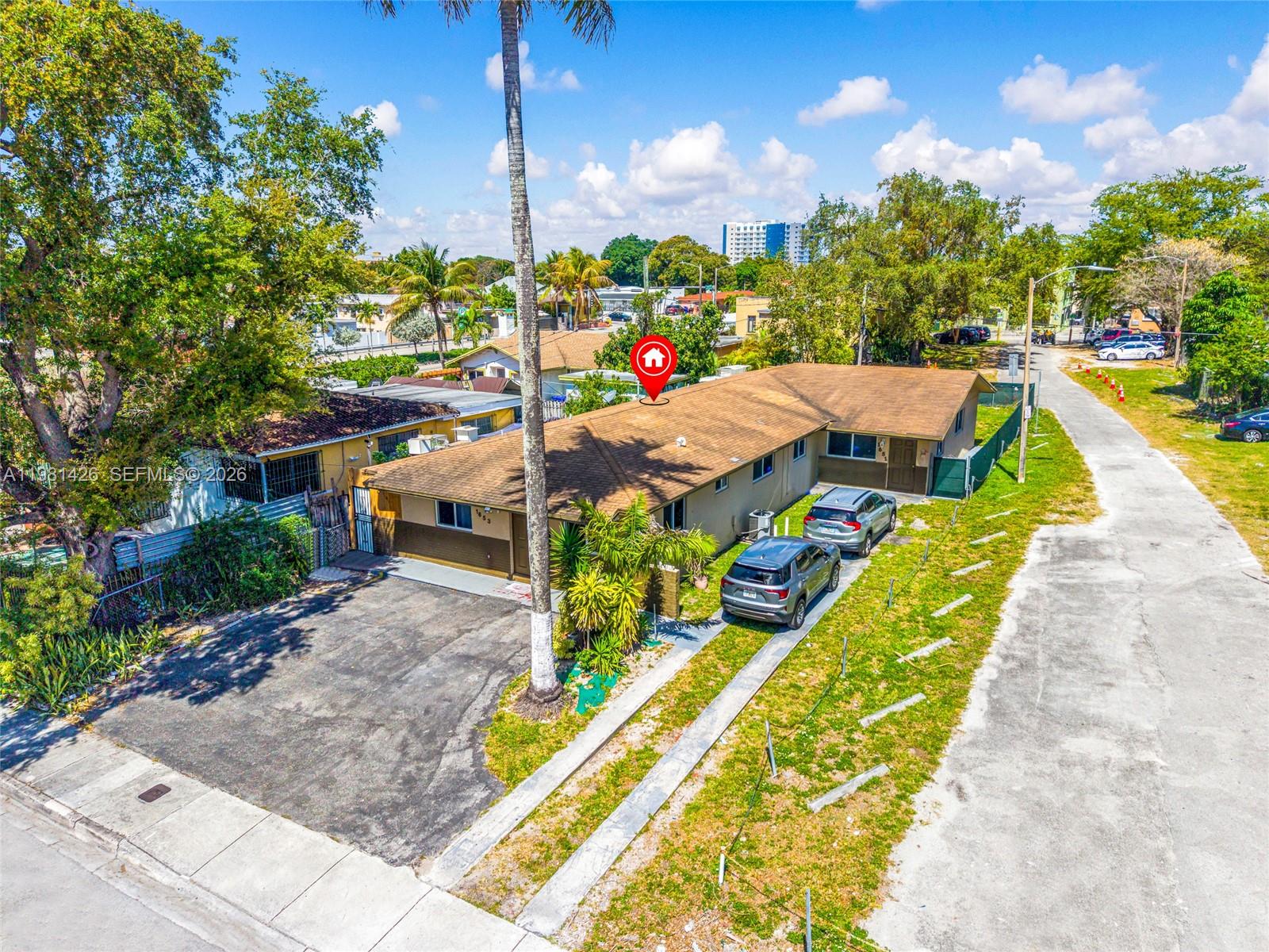 LAWRENCE ESTATE LAND CO - Land