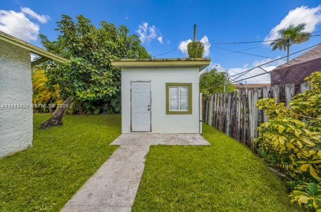 LAWRENCE ESTATE LAND CO - Land