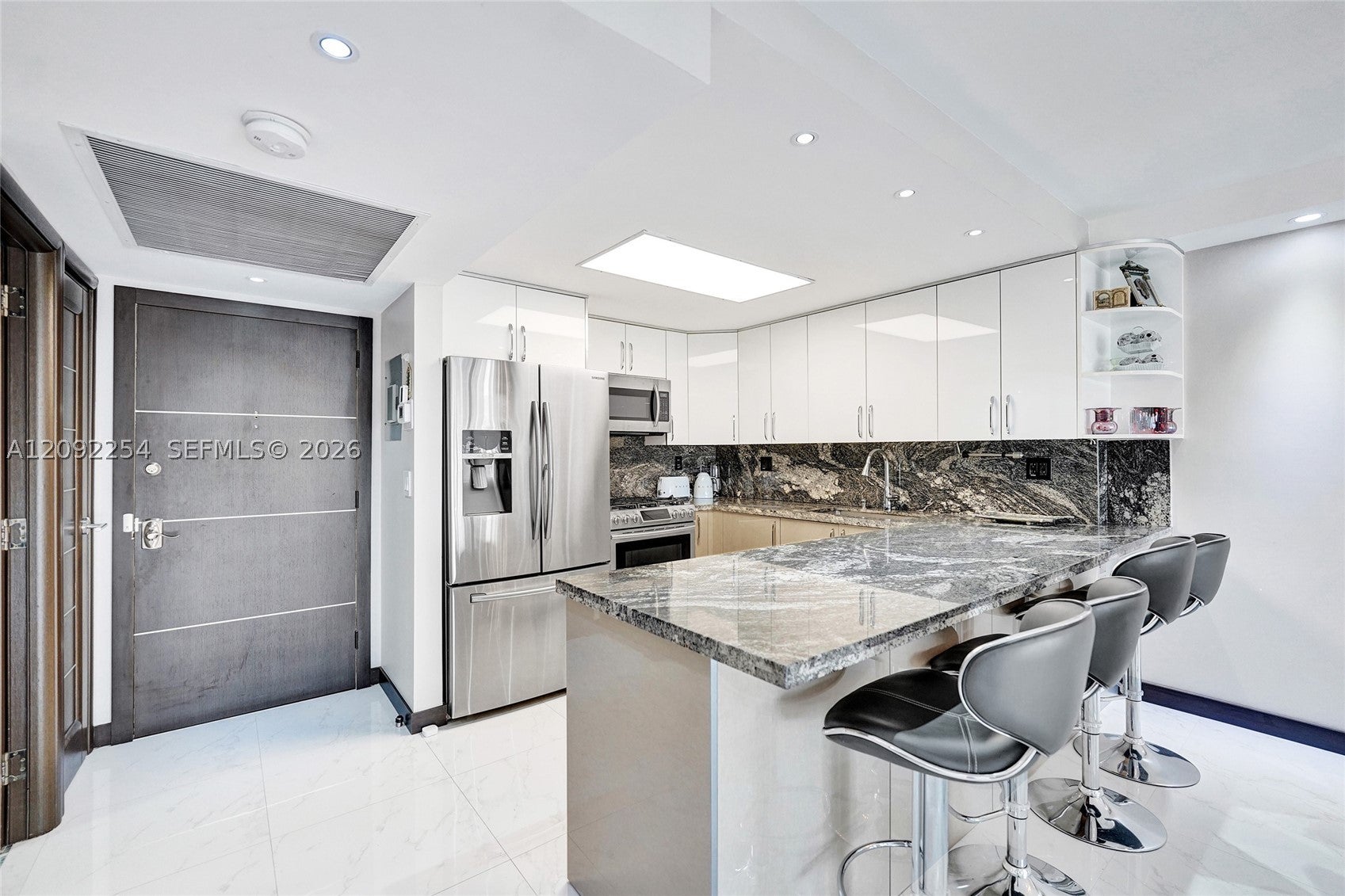 2030 S Ocean Dr 701