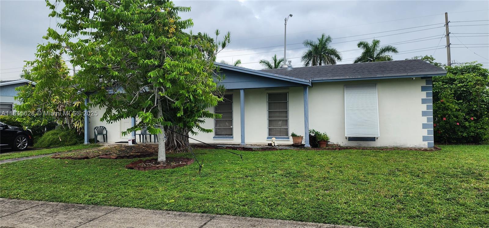 Don't miss this 3-bedroom, 2-bath single-family home in Fairway Estates! It features a spacious kitchen, dining room, and living room, plus a built-out shed for extra storage. This home has lots of potential in a great neighborhood! It just needs a little TLC to make it truly shine. Conveniently located near top-rated schools like Coral Reef High and BioTech at Richmond Heights High. You're also just minutes from the expressway, major highways, Metro Zoo, restaurants, and more.