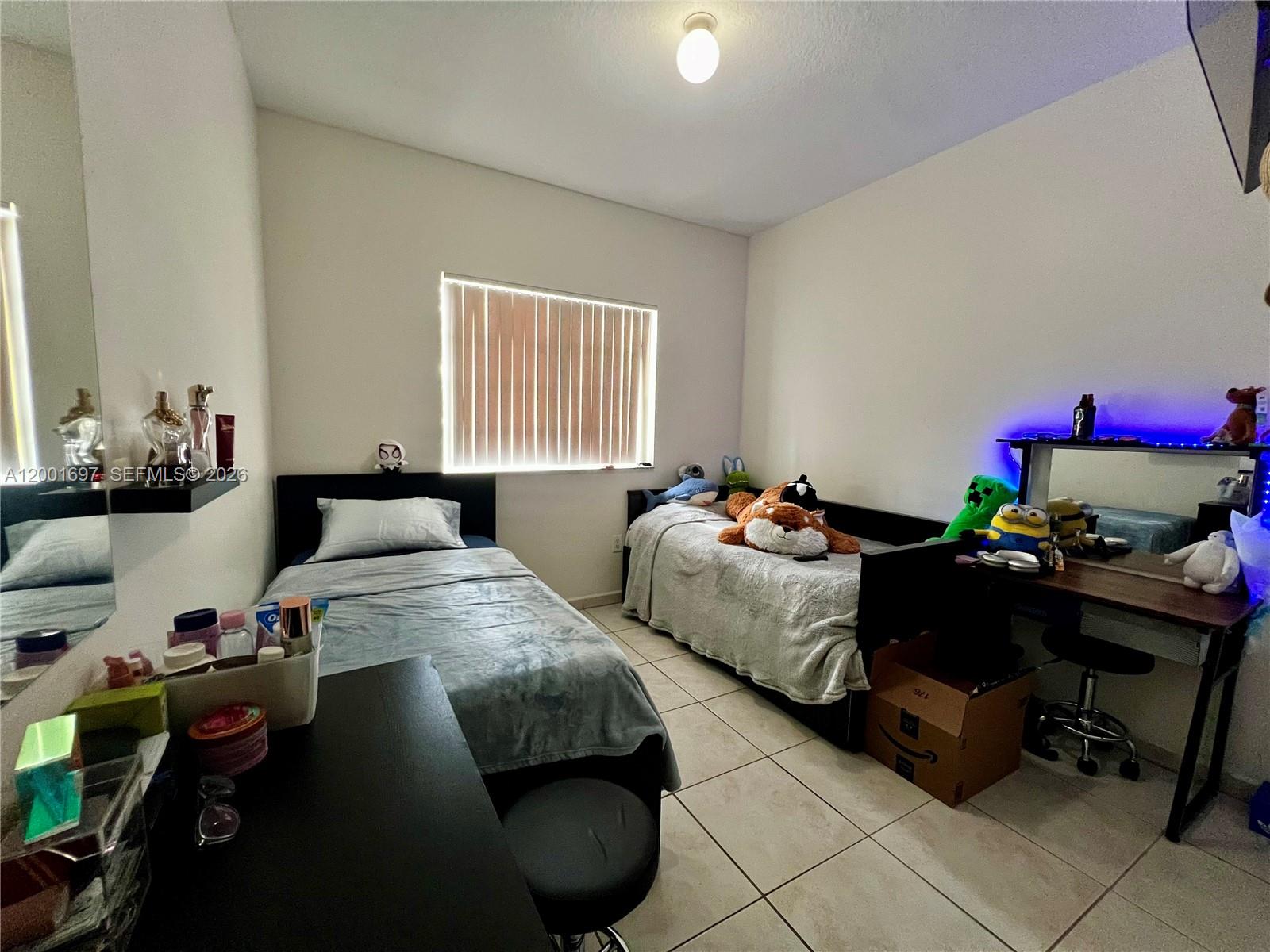 PALM GARDENS AT DORAL CON - Residential Lease