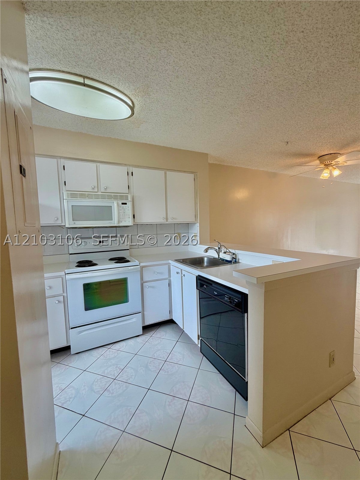 2230 N Cypress Bend Dr 308