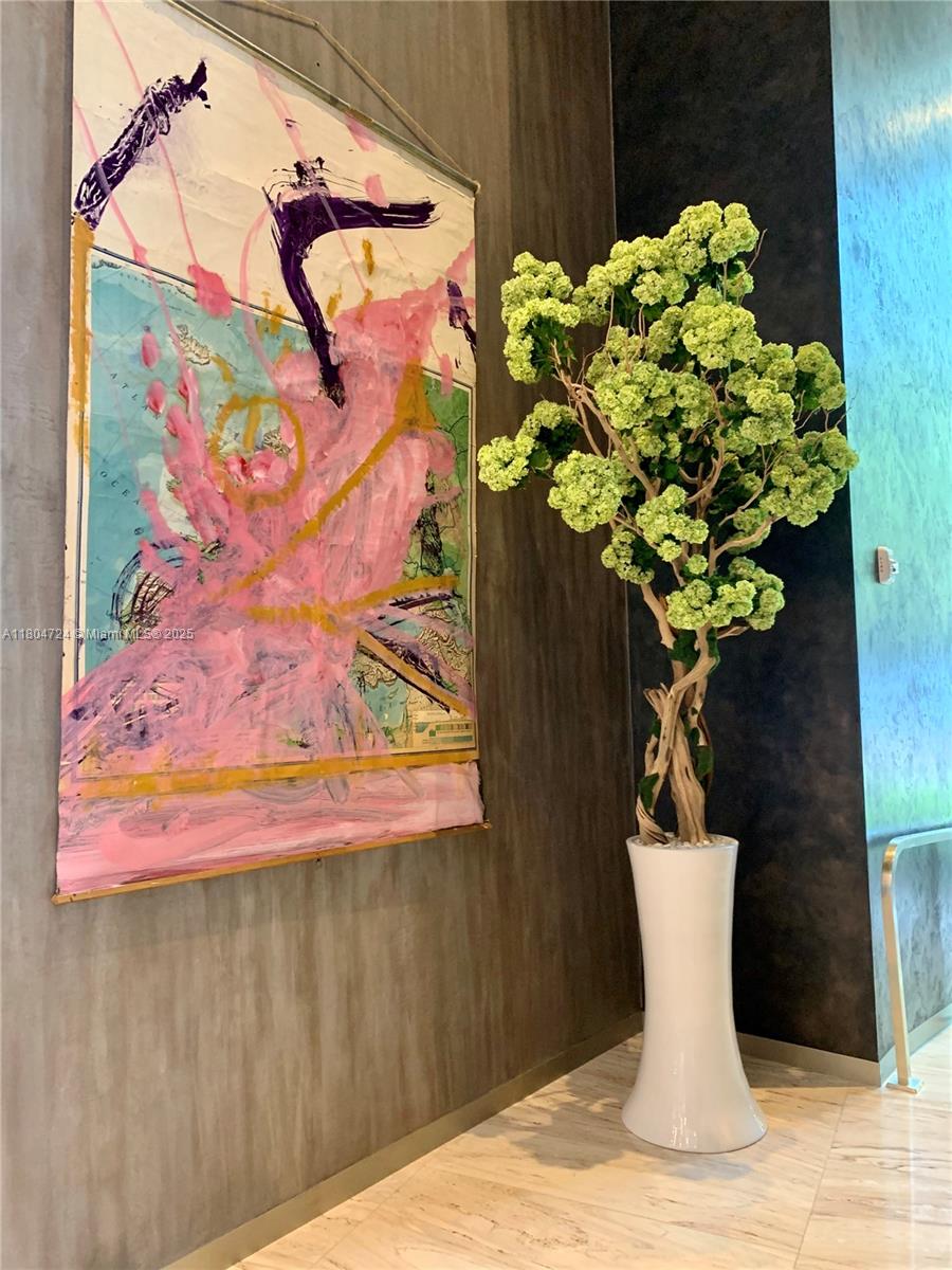 BRICKELL FLATIRON CONDO - Residential