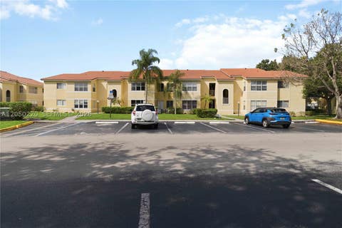 Photo of 12760 Vista Isles Dr #724, Sunrise, FL 33325 (MLS # A12050220)