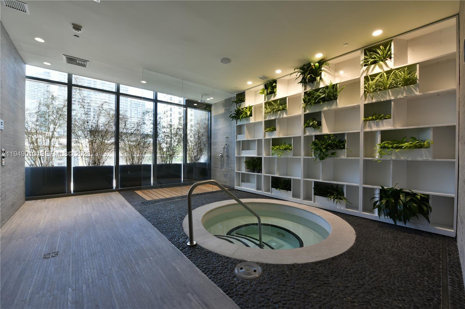 BRICKELL HEIGHTS EAST CON - Residential