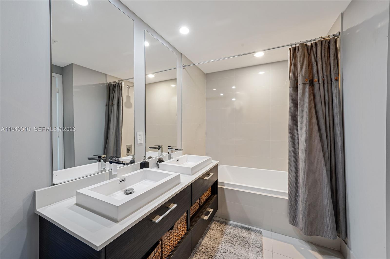 BRICKELL HEIGHTS EAST CON - Residential