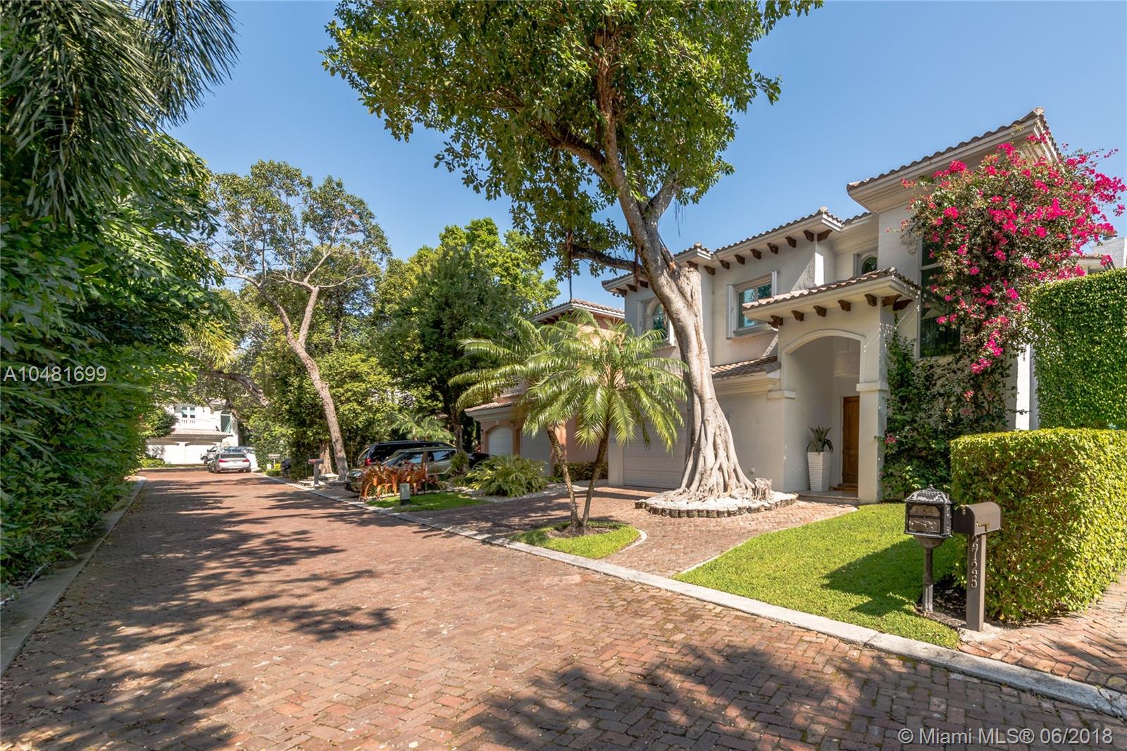 VILLAS DE VIZCAYA - Residential Lease