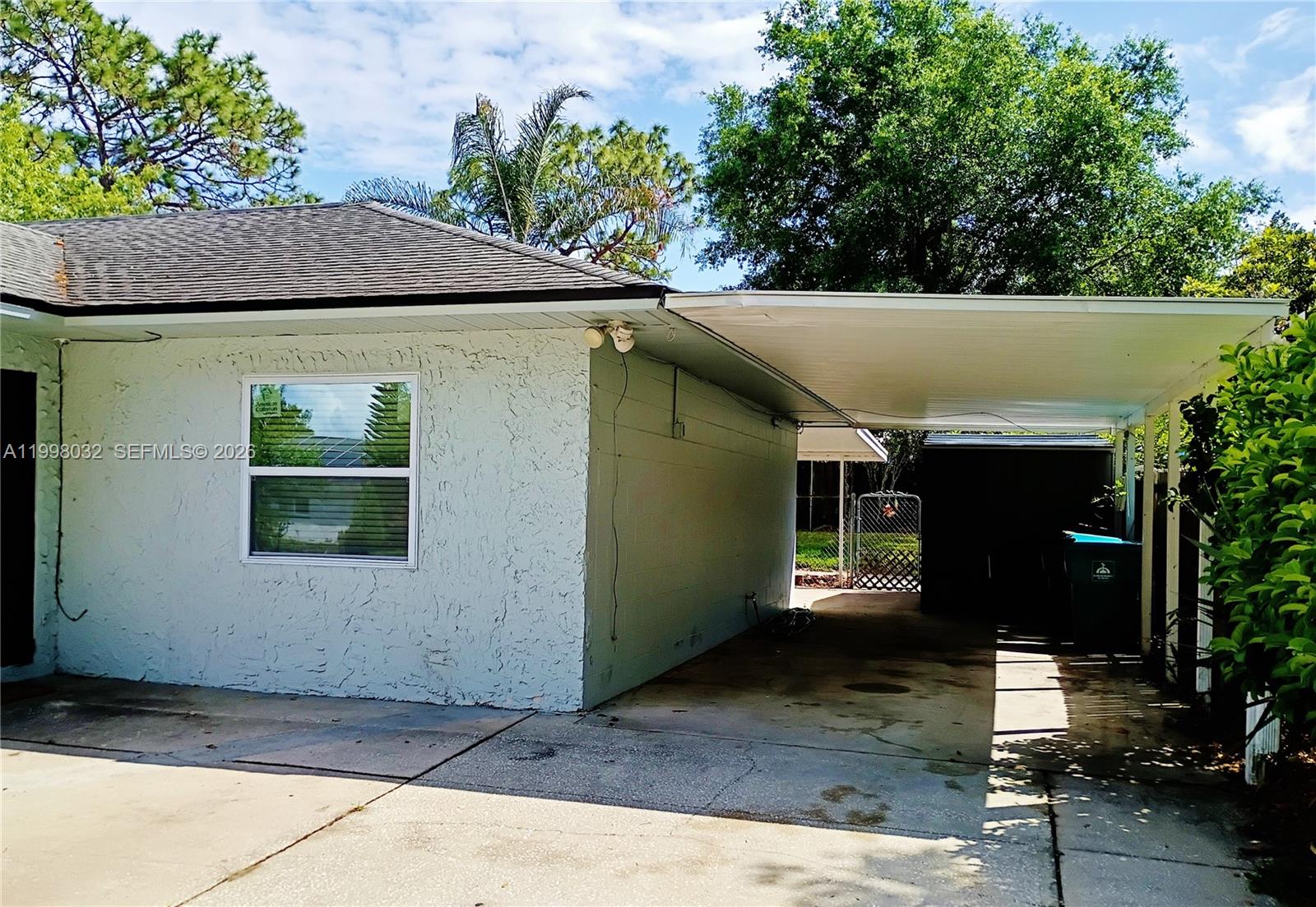 SIGNAL HILL - Residential