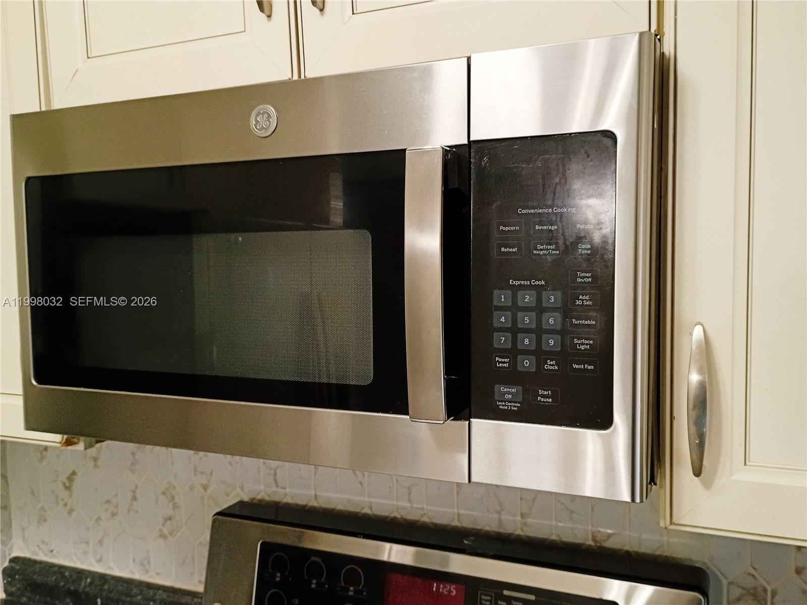 SIGNAL HILL - Residential