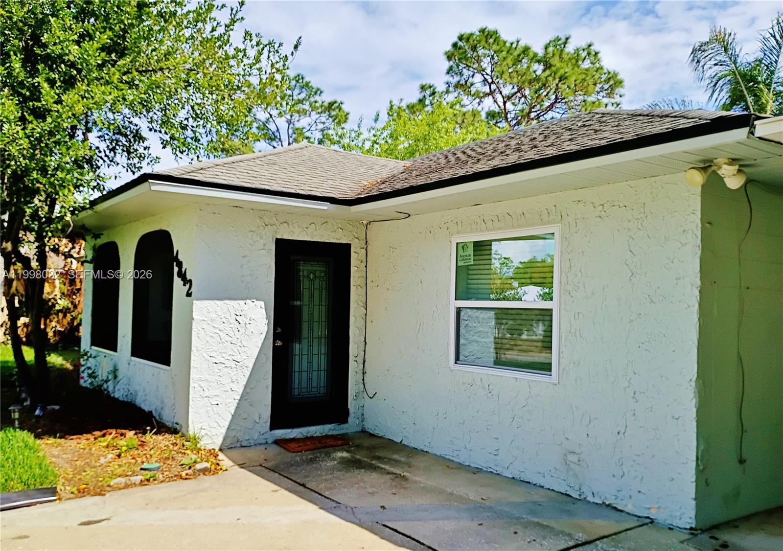 SIGNAL HILL - Residential