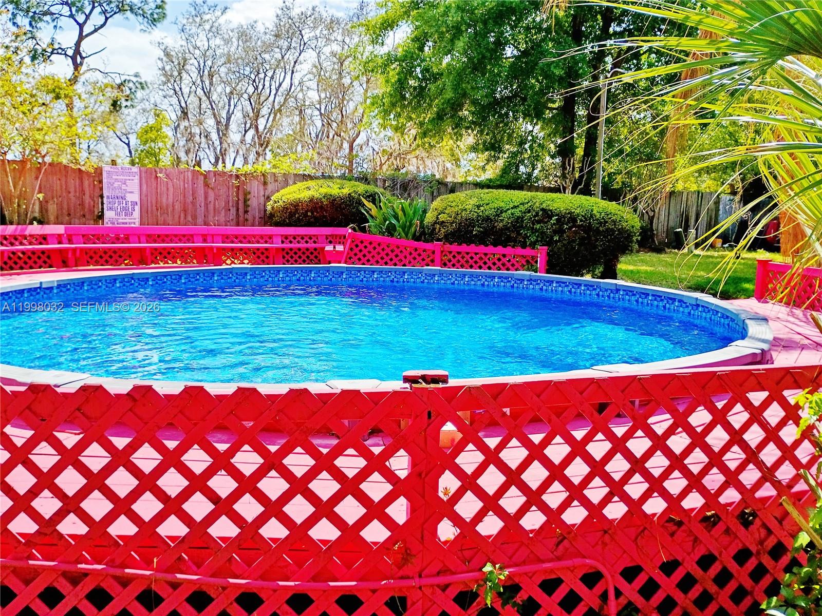 SIGNAL HILL - Residential