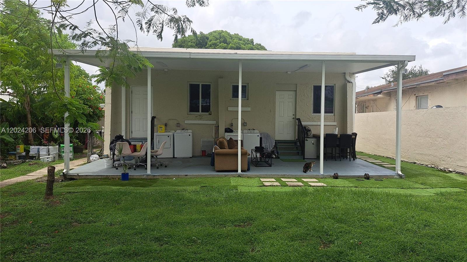 MELROSE HEIGHTS - Residential Income