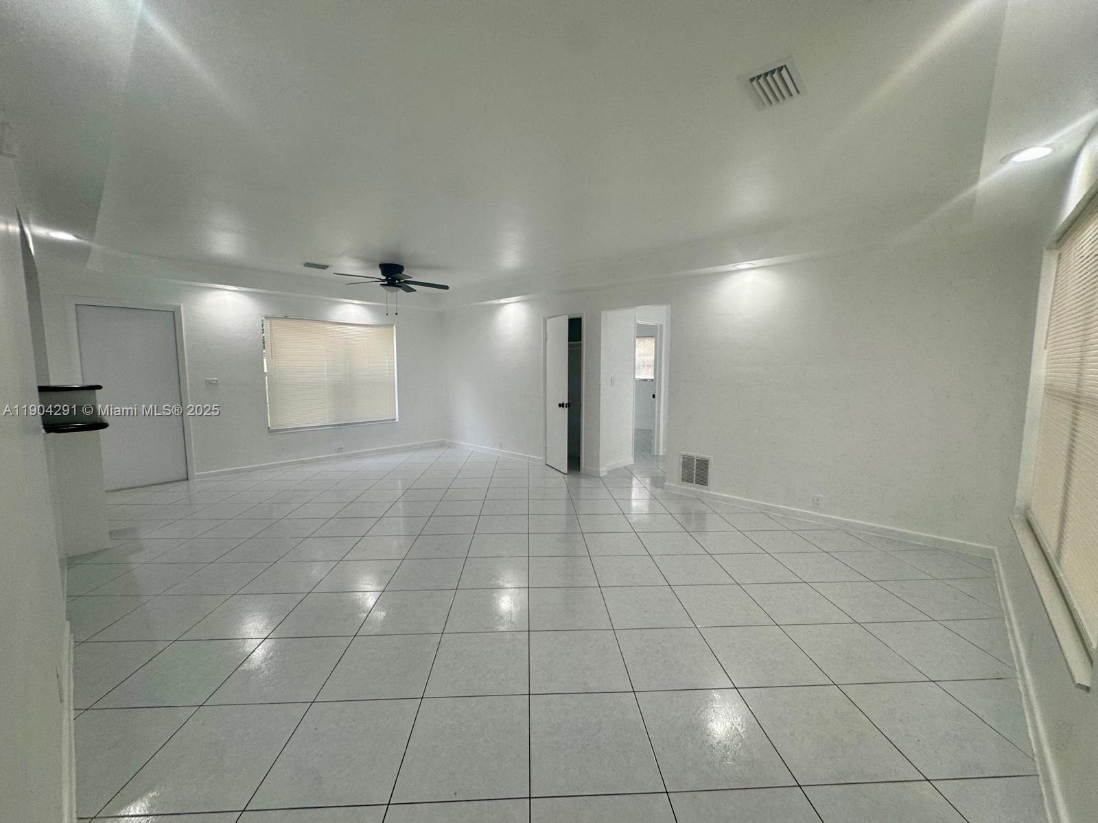 BREEZESWEPT HEIGHTS - Residential Lease