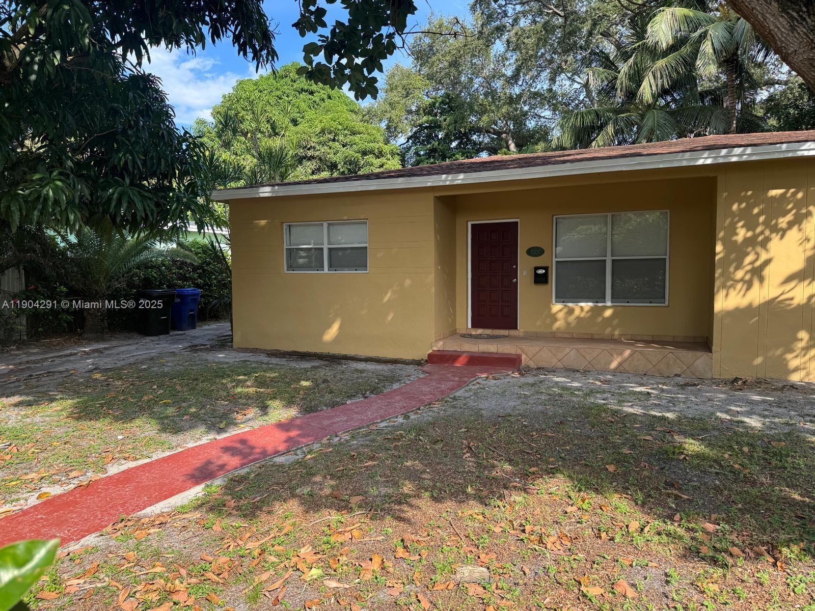 BREEZESWEPT HEIGHTS - Residential Lease