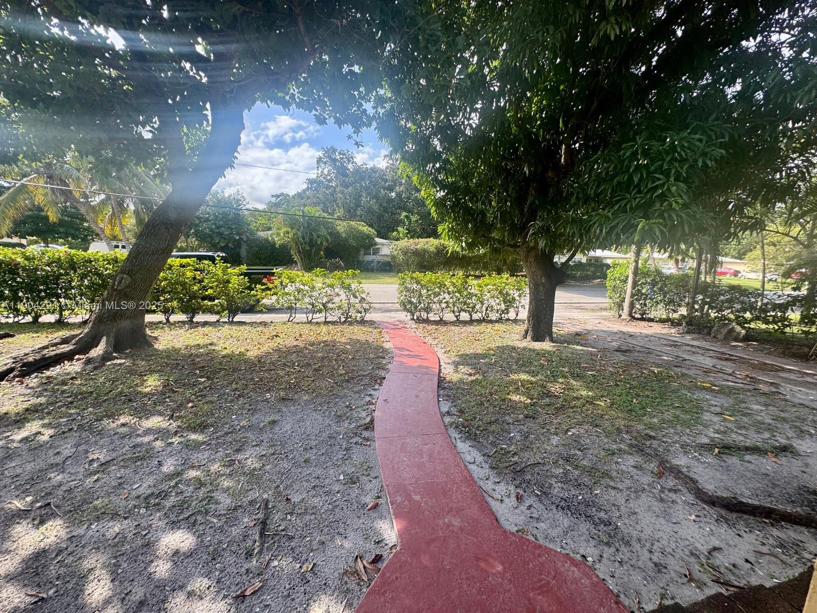 BREEZESWEPT HEIGHTS - Residential Lease