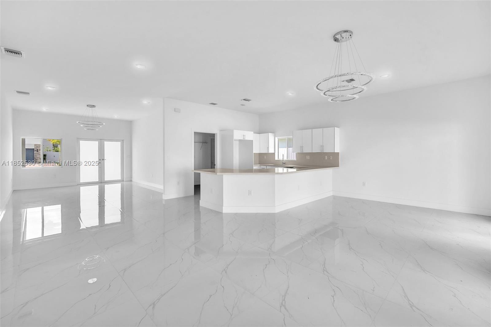DIXIE HEIGHTS - Residential