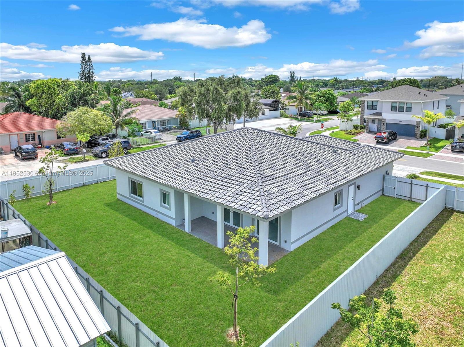 DIXIE HEIGHTS - Residential