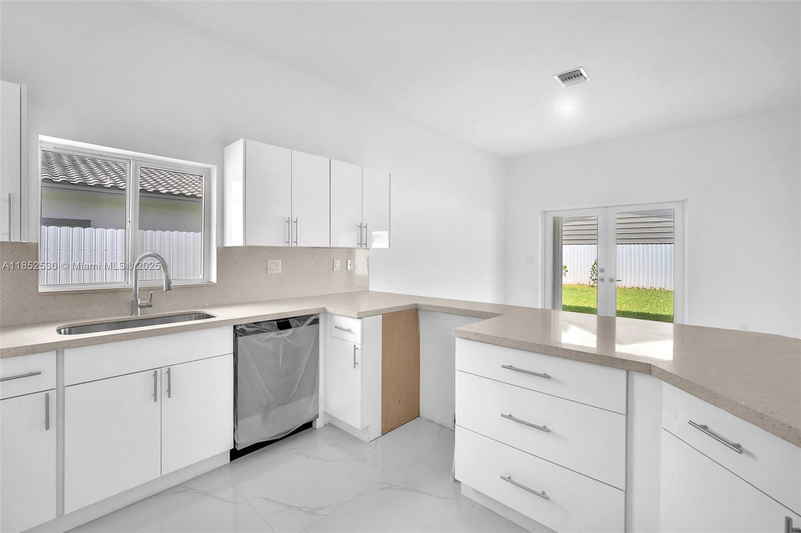 DIXIE HEIGHTS - Residential