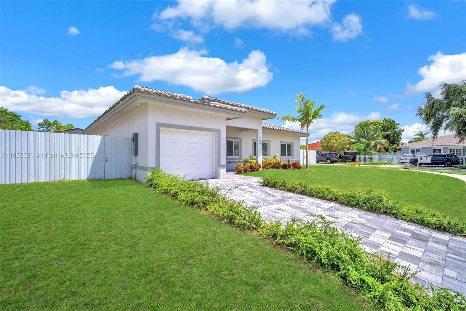 DIXIE HEIGHTS - Residential
