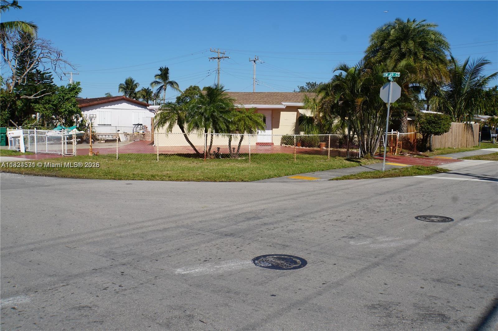 PLAYLAND ISLES - Residential