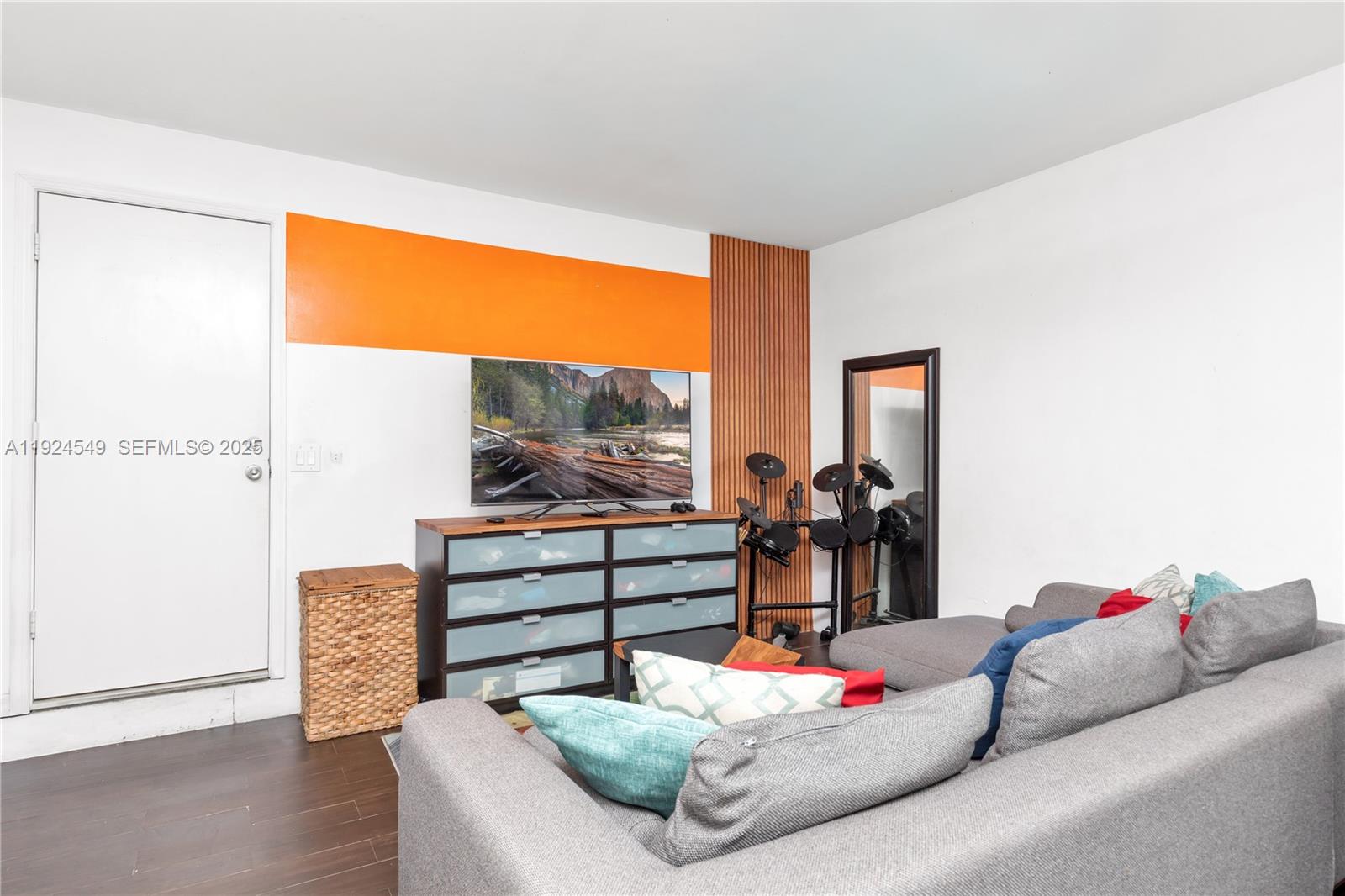 SABAL PINES - Residential