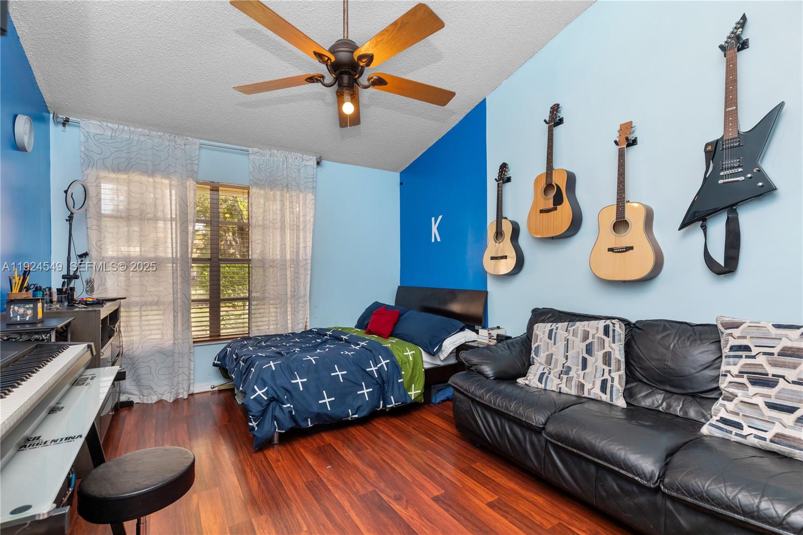 SABAL PINES - Residential