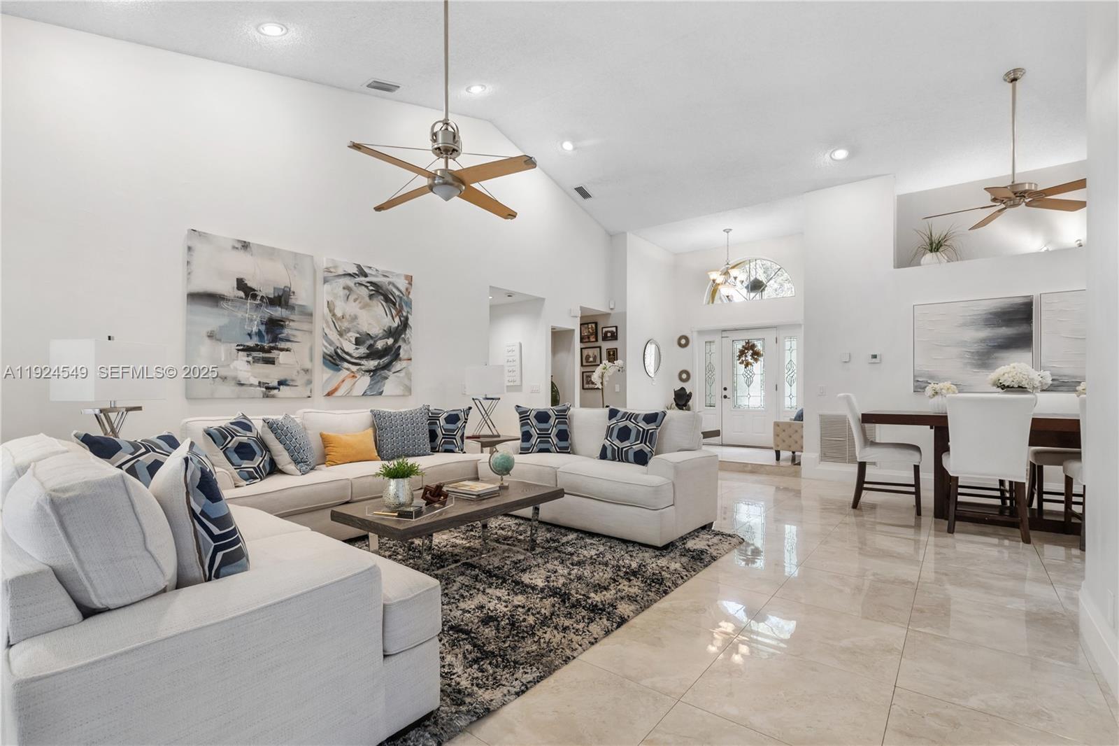 SABAL PINES - Residential