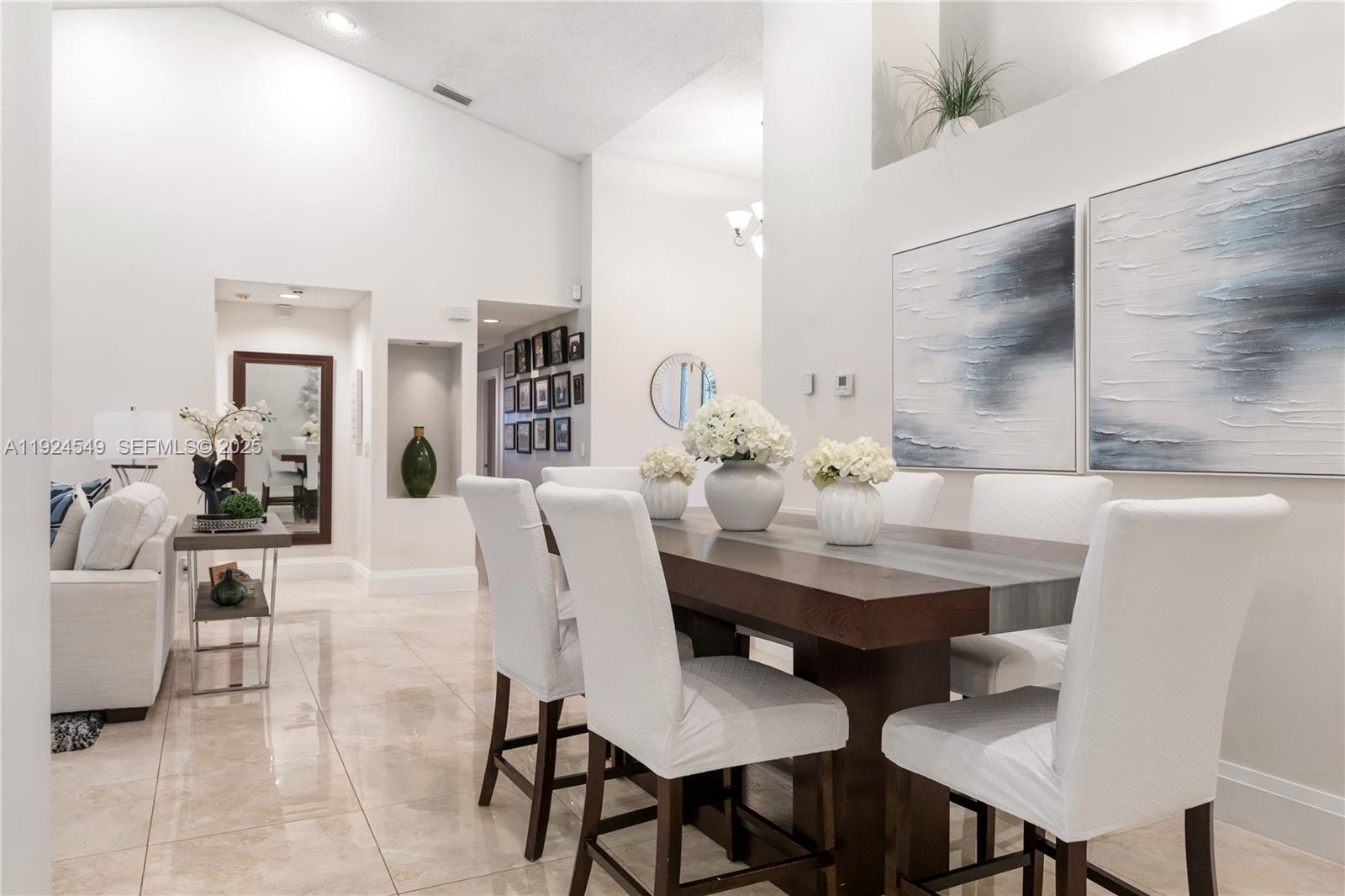 SABAL PINES - Residential