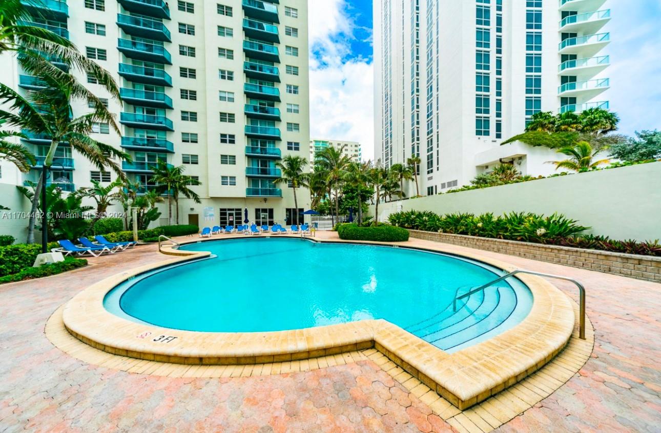 4001 S Ocean Dr 12C