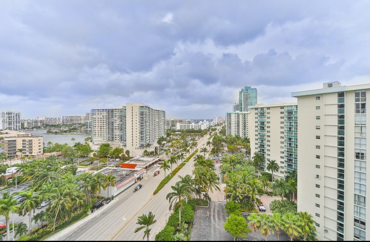 4001 S Ocean Dr 12C