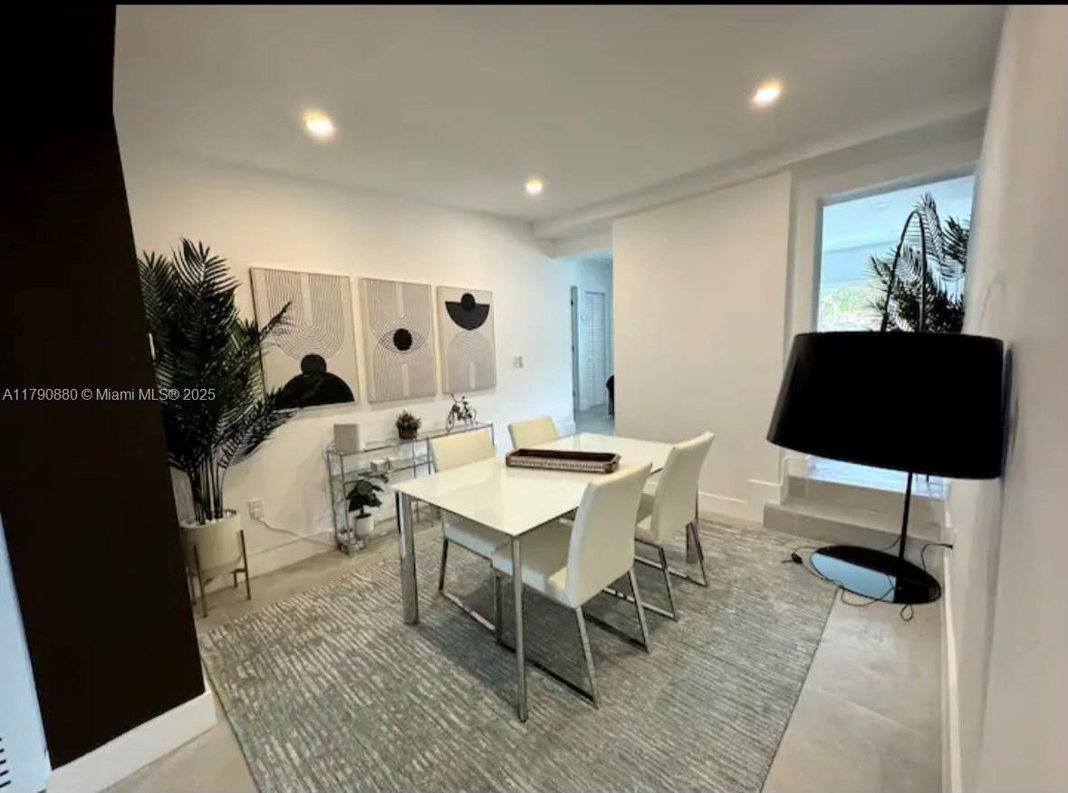 11 NW 45th St