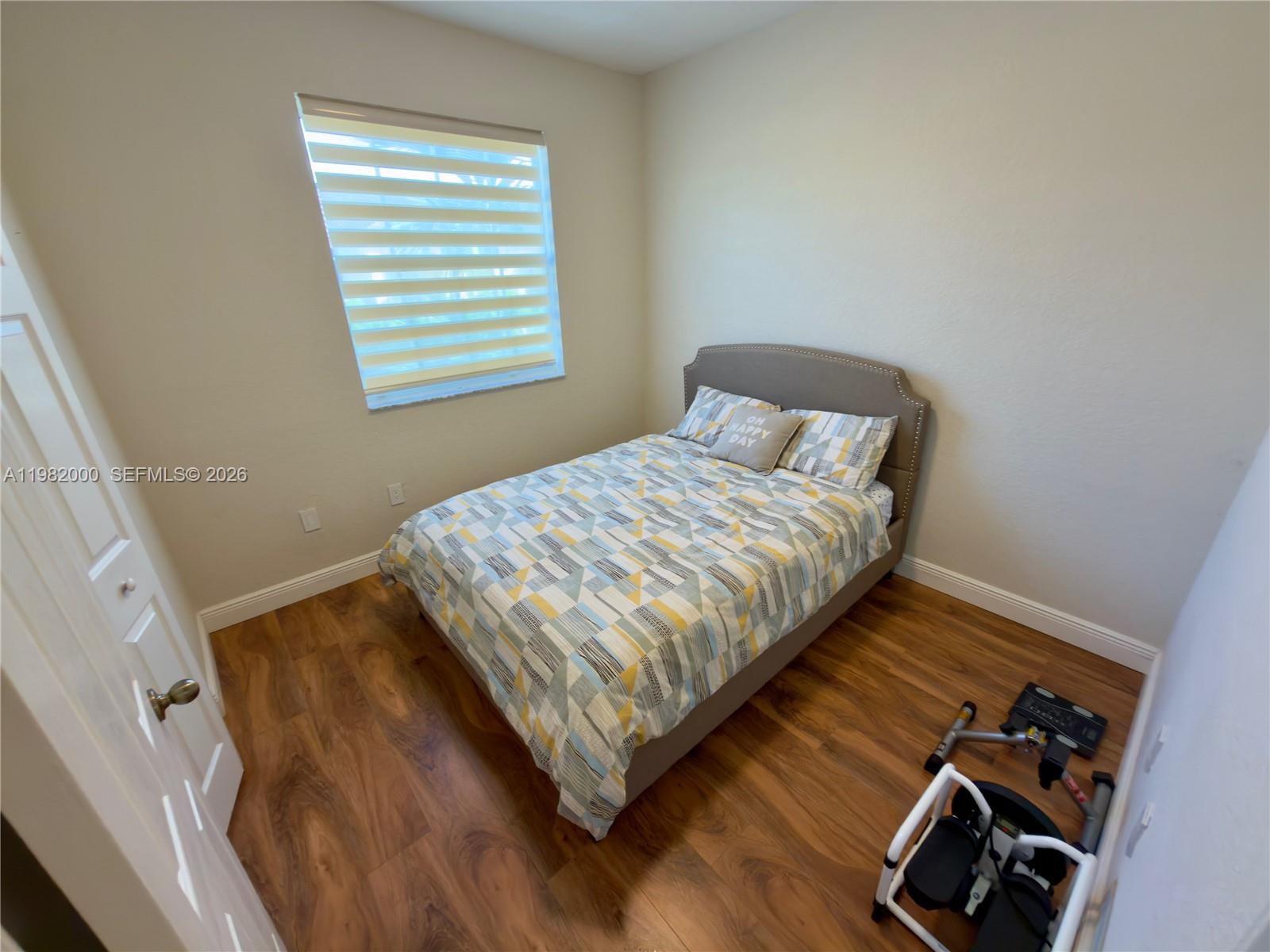 COURTS AT TUSCANY - Residential