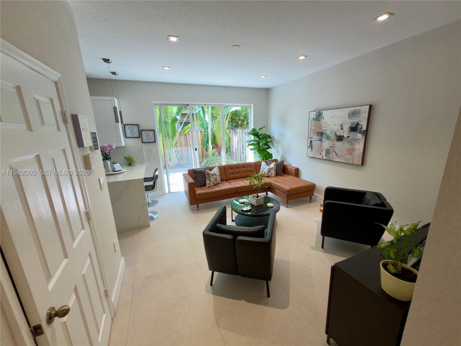 COURTS AT TUSCANY - Residential