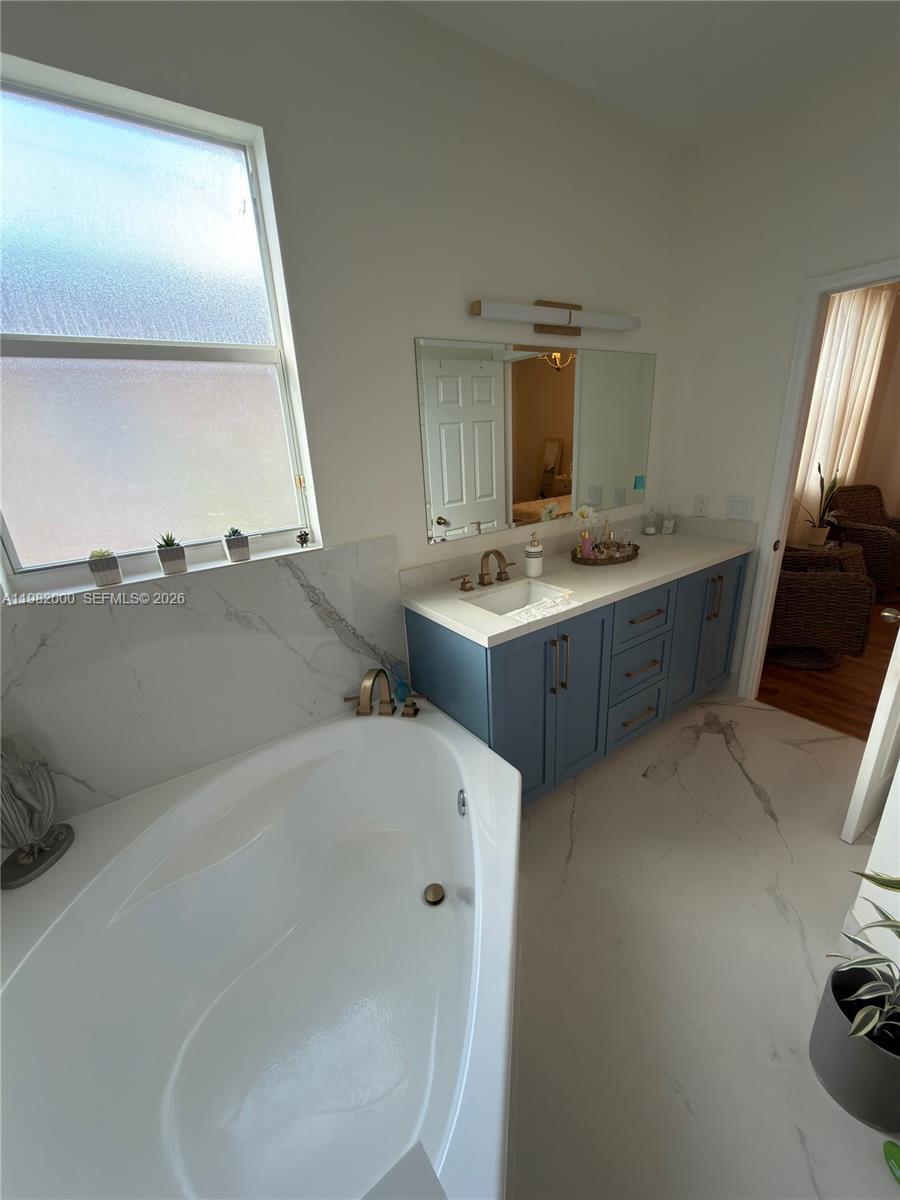 COURTS AT TUSCANY - Residential