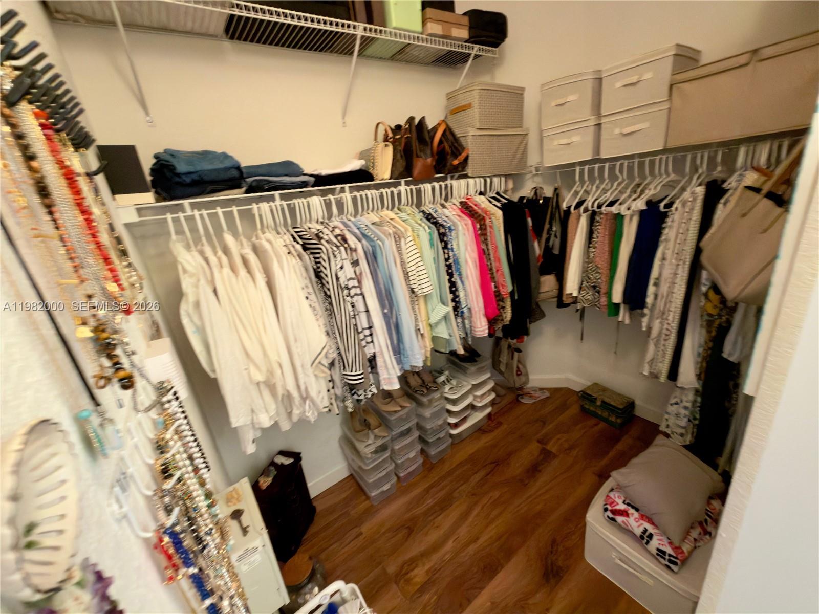 COURTS AT TUSCANY - Residential