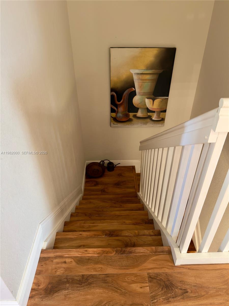 COURTS AT TUSCANY - Residential