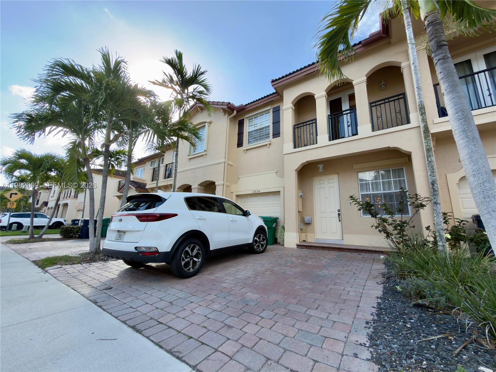 COURTS AT TUSCANY - Residential