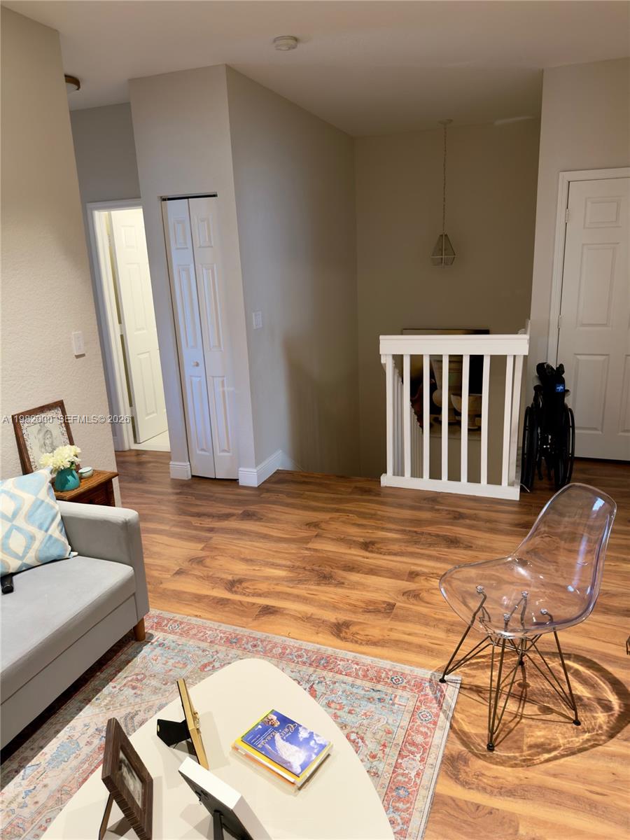 COURTS AT TUSCANY - Residential