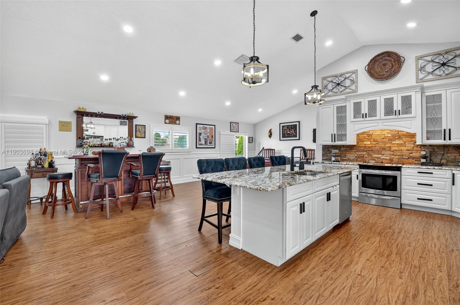 SUN VALLEY 2 - Residential