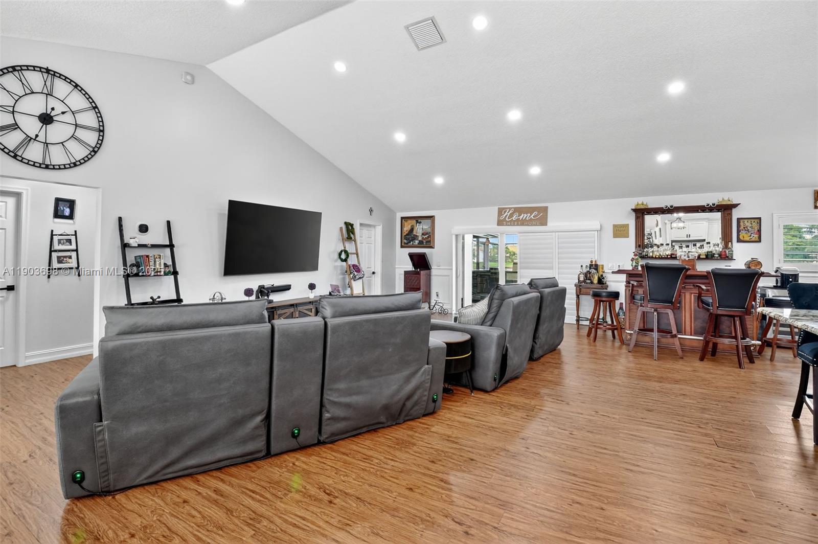 SUN VALLEY 2 - Residential