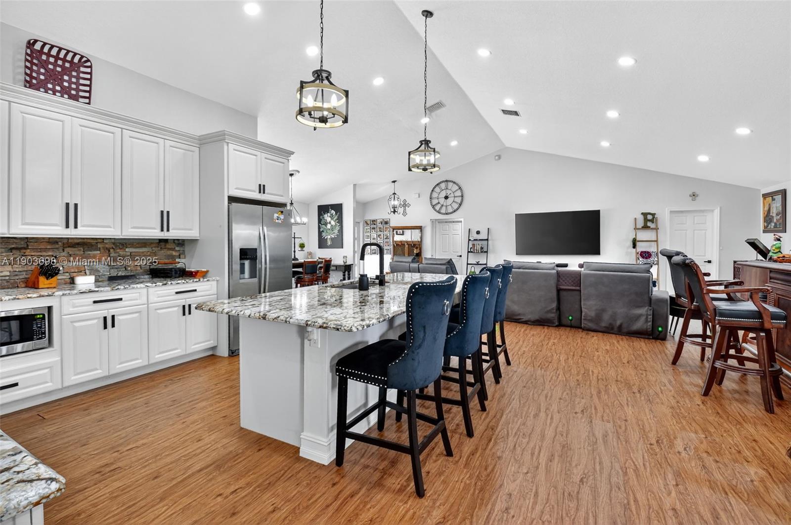 SUN VALLEY 2 - Residential