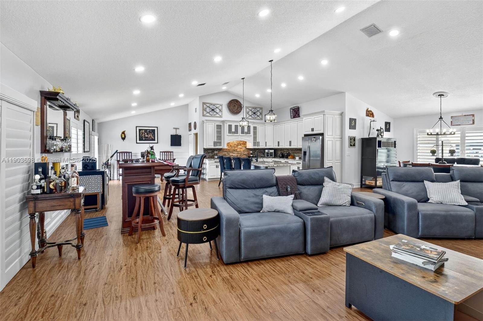 SUN VALLEY 2 - Residential